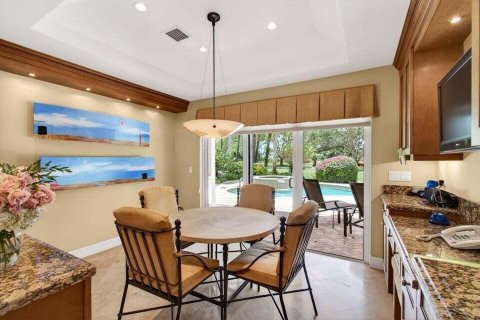 House in Delray Beach, Florida 3 bedrooms, 311.5 sq.m. № 2186920 - photo 23