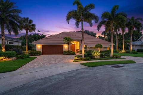 House in Delray Beach, Florida 3 bedrooms, 311.5 sq.m. № 2186920 - photo 3