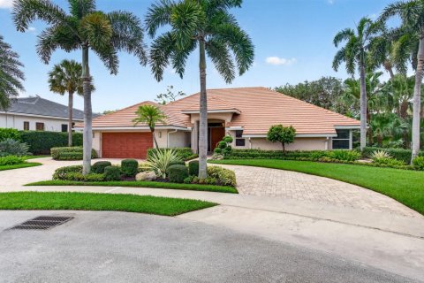 House in Delray Beach, Florida 3 bedrooms, 311.5 sq.m. № 2186920 - photo 6