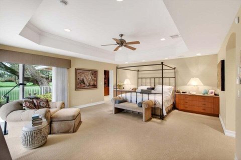 House in Delray Beach, Florida 3 bedrooms, 311.5 sq.m. № 2186920 - photo 24