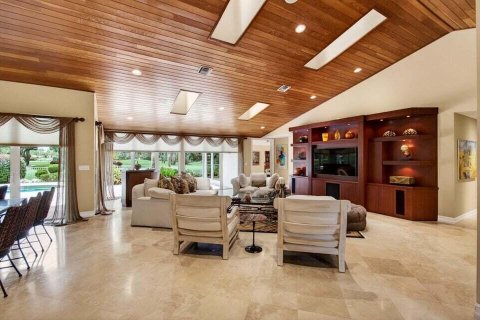 House in Delray Beach, Florida 3 bedrooms, 311.5 sq.m. № 2186920 - photo 13