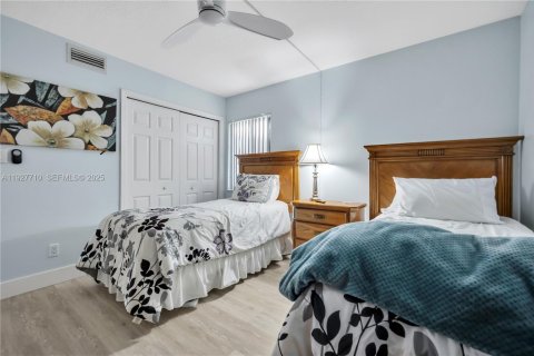 Купить кондоминиум в Сент-Луси, Флорида 3 спальни, 139.73м2, № 1987357 - фото 22