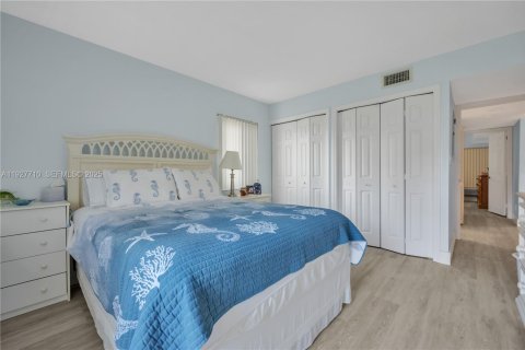 Купить кондоминиум в Сент-Луси, Флорида 3 спальни, 139.73м2, № 1987357 - фото 19