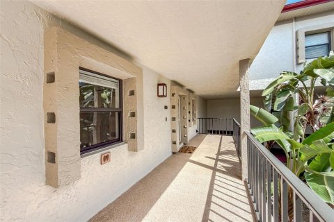 Condo in Punta Gorda, Florida, 3 bedrooms № 2341526 - photo 8