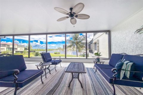 Condo in Punta Gorda, Florida, 3 bedrooms № 2341526 - photo 5