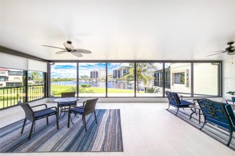 Condo à Punta Gorda, Floride, 3 chambres № 2341526