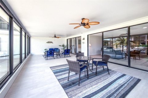 Condo in Punta Gorda, Florida, 3 bedrooms № 2341526 - photo 6