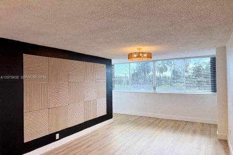 Appartement à Miami, Floride 2 chambres, 94.11 m2 № 2339898