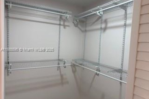Appartement à louer à Miami, Floride: 2 chambres, 96.8 m2 № 1946642 - photo 9