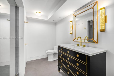Condo in Miami Beach, Florida, 1 bedroom  № 1955416 - photo 22