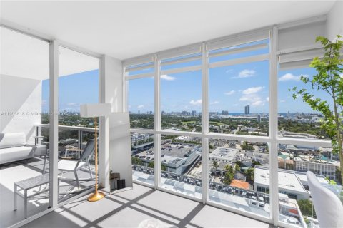 Condo in Miami Beach, Florida, 1 bedroom  № 1955416 - photo 16