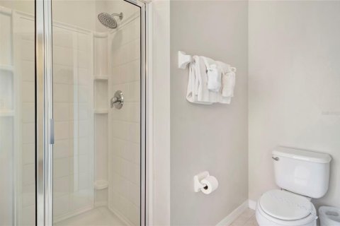 Casa en venta en Kissimmee, Florida, 5 dormitorios, 210.8 m2 № 2221900 - foto 28