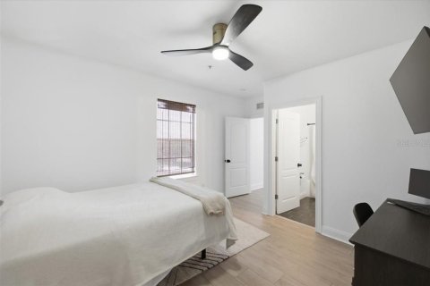 Copropriété à vendre à Tampa, Floride: 3 chambres, 142.6 m2 № 2150652 - photo 18