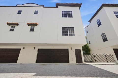 Copropriété à vendre à Tampa, Floride: 3 chambres, 142.6 m2 № 2150652 - photo 25