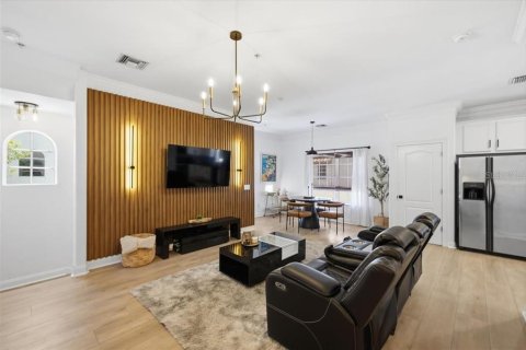 Copropriété à vendre à Tampa, Floride: 3 chambres, 142.6 m2 № 2150652 - photo 2