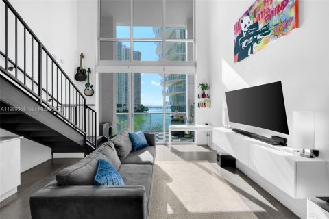 Copropriété à louer à Miami, Floride: 1 chambre, 76.55 m2 № 2051511 - photo 2
