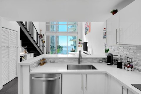 Copropriété à louer à Miami, Floride: 1 chambre, 76.55 m2 № 2051511 - photo 12