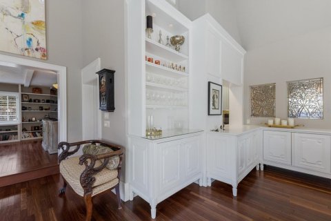 House in Sarasota, Florida 4 bedrooms, 451.23 sq.m. № 2102495 - photo 21
