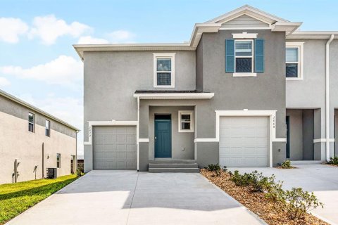 Touwnhouse à Davenport, Floride 3 chambres, 163.32 m2 № 2408629