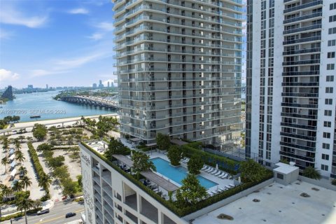 Copropriété à louer à Miami, Floride: 2 chambres, 121.05 m2 № 2307869 - photo 30