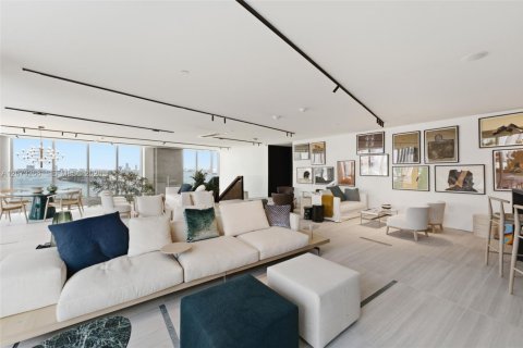 Copropriété à louer à Miami, Floride: 2 chambres, 121.05 m2 № 2307869 - photo 28