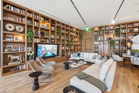 Copropriété à louer à Miami, Floride: 2 chambres, 121.05 m2 № 2307869 - photo 26