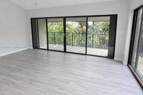 Copropriété à louer à Miami, Floride: 2 chambres, 106.84 m2 № 2009304 - photo 8