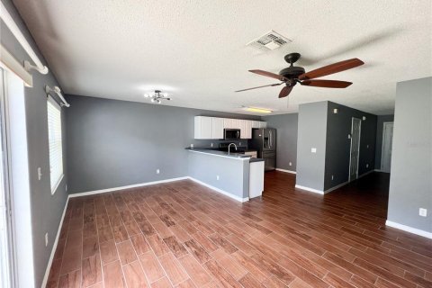 Touwnhouse à louer à Orlando, Floride: 2 chambres, 117.43 m2 № 2389231 - photo 8