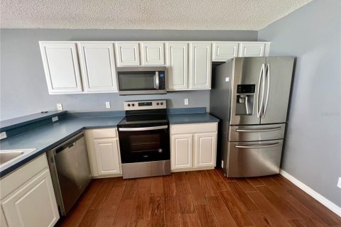 Touwnhouse à louer à Orlando, Floride: 2 chambres, 117.43 m2 № 2389231 - photo 15