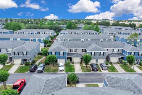 Touwnhouse à louer à Orlando, Floride: 2 chambres, 117.43 m2 № 2389231 - photo 5