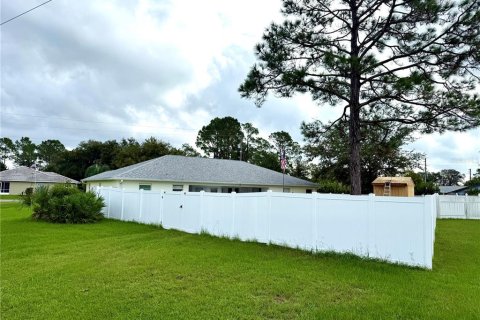 Villa ou maison à vendre à Palm Coast, Floride: 3 chambres, 170.38 m2 № 2411449 - photo 2