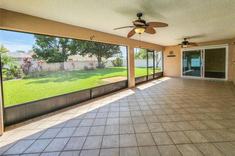 House in Palm Coast, Florida 3 bedrooms, 175.49 sq.m. № 1870591 - photo 22
