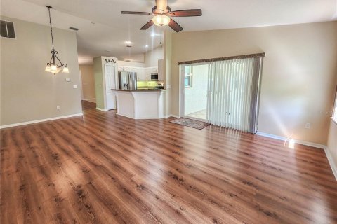 House in Palm Coast, Florida 3 bedrooms, 175.49 sq.m. № 1870591 - photo 8