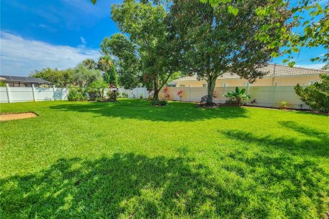 House in Palm Coast, Florida 3 bedrooms, 175.49 sq.m. № 1870591 - photo 25