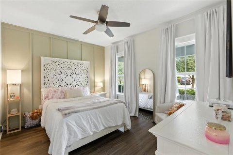 House in Winter Garden, Florida 4 bedrooms, 197.7 sq.m. № 1808018 - photo 4