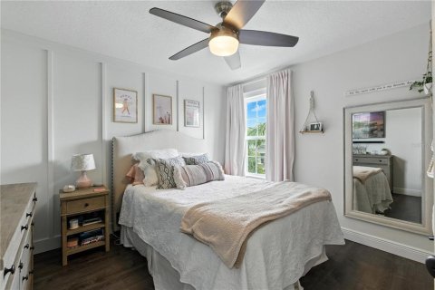 House in Winter Garden, Florida 4 bedrooms, 197.7 sq.m. № 1808018 - photo 23