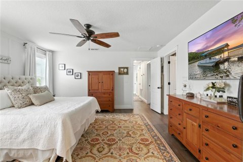 House in Winter Garden, Florida 4 bedrooms, 197.7 sq.m. № 1808018 - photo 18