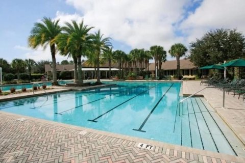 House in DeLand, Florida 3 bedrooms, 164.72 sq.m. № 2318703 - photo 9