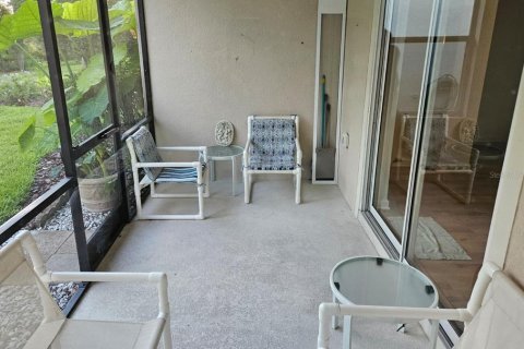 House in DeLand, Florida 3 bedrooms, 164.72 sq.m. № 2318703 - photo 27