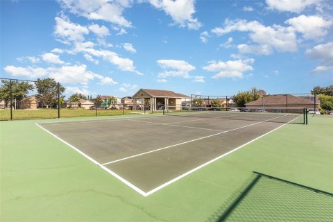 House in Davenport, Florida 4 bedrooms, 182.27 sq.m. № 1751886 - photo 21