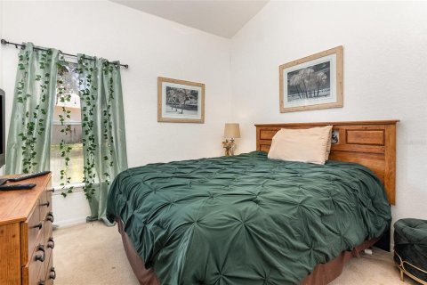 House in Davenport, Florida 4 bedrooms, 182.27 sq.m. № 1751886 - photo 13