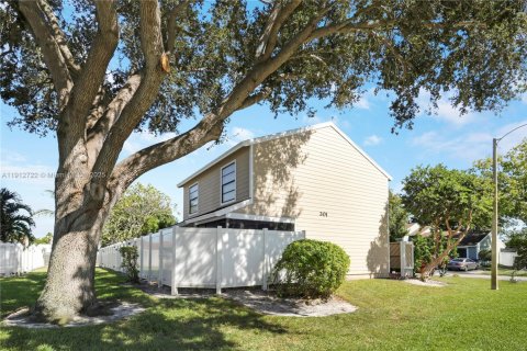 Copropriété à vendre à Jupiter, Floride: 2 chambres, 119.29 m2 № 1970712 - photo 23