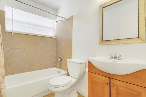 Copropriété à vendre à Jupiter, Floride: 2 chambres, 119.29 m2 № 1970712 - photo 19