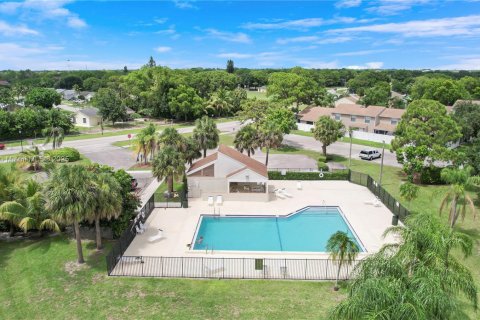 Copropriété à vendre à Jupiter, Floride: 2 chambres, 119.29 m2 № 1970712 - photo 24