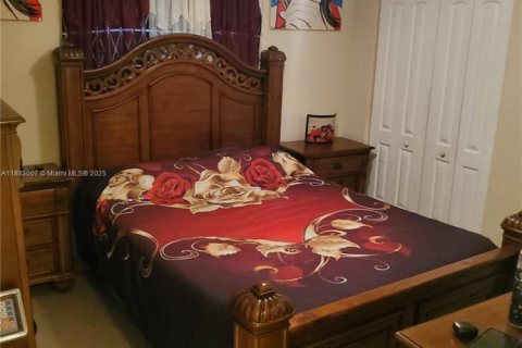 Apartamento en alquiler en Hialeah Gardens, Florida, 2 dormitorios, 89.19 m2 № 1929552 - foto 8
