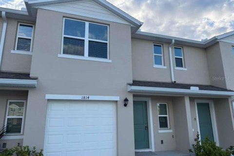 Townhouse in Kissimmee, Florida 3 bedrooms, 135.92 sq.m. № 2120169 - photo 3
