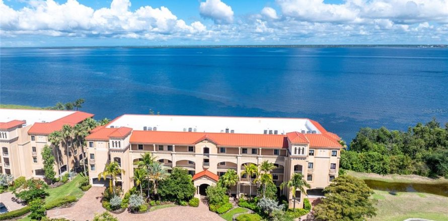 Condo in Punta Gorda, Florida, 3 bedrooms № 1903641
