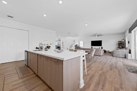 Villa ou maison à vendre à Davie, Floride: 5 chambres, 367.71 m2 № 2388481 - photo 17