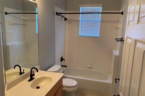 Casa en alquiler en Lake Mary, Florida, 4 dormitorios, 206.43 m2 № 1820770 - foto 18