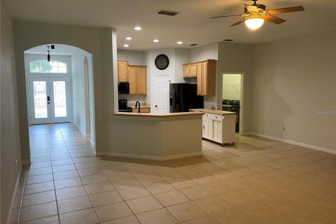 Casa en alquiler en Lake Mary, Florida, 4 dormitorios, 206.43 m2 № 1820770 - foto 17